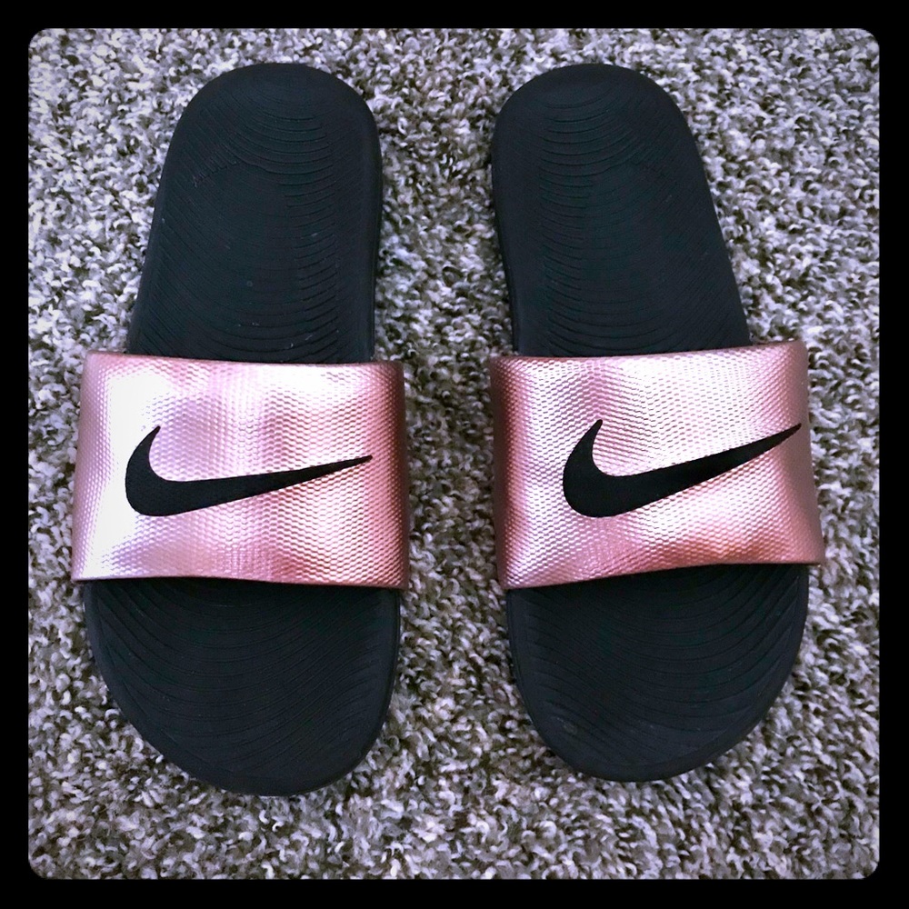 Women’s Nike slides- 8.5 🛑SOLD 🛑